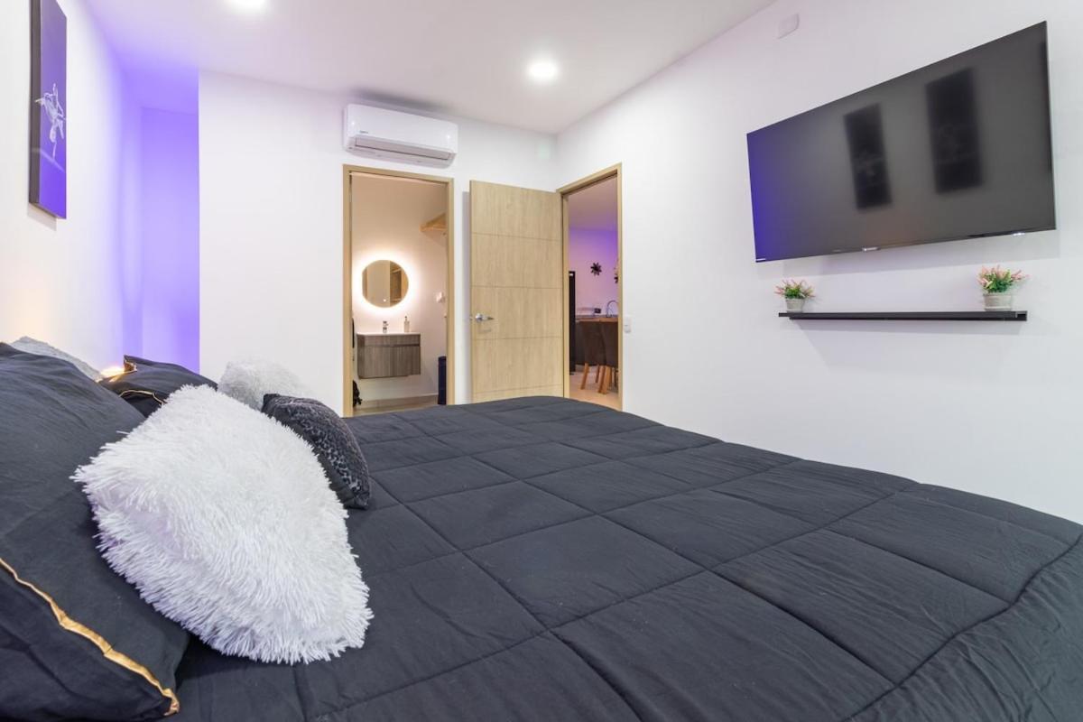 Luxurious In The Escalon Bluesky Apartment San Salvador